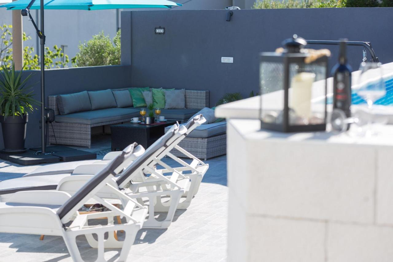 Apartments Lidija - Sea View Apartment With Exclusive Right Of Using Hot Tub Or Split Level Apartment With Exclusive Right Of Using Pool ポドストラナ エクステリア 写真