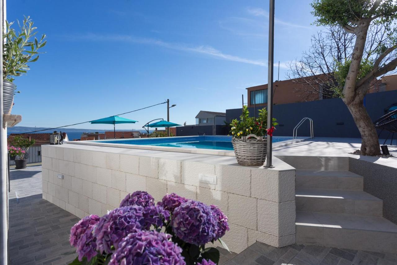 Apartments Lidija - Sea View Apartment With Exclusive Right Of Using Hot Tub Or Split Level Apartment With Exclusive Right Of Using Pool ポドストラナ エクステリア 写真