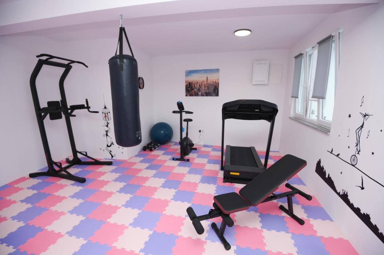Apartments Lidija - Sea View Apartment With Exclusive Right Of Using Hot Tub Or Split Level Apartment With Exclusive Right Of Using Pool ポドストラナ エクステリア 写真